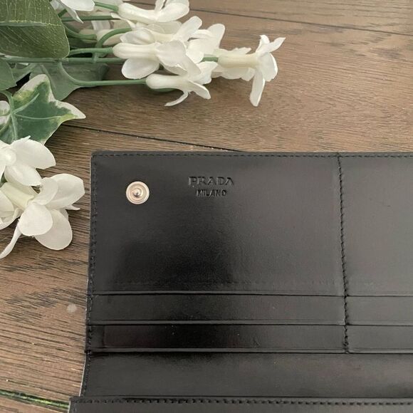PRADA Classic Black Nylon / Leather Bifold Wallet - Picture 5 of 10
